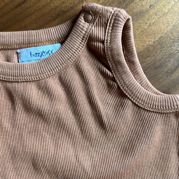 NWOT ✨ Bizz x Siss Logan Playsuit Romper Terracotta tan 3-6 months / Baby Onesie - Picture 5 of 5